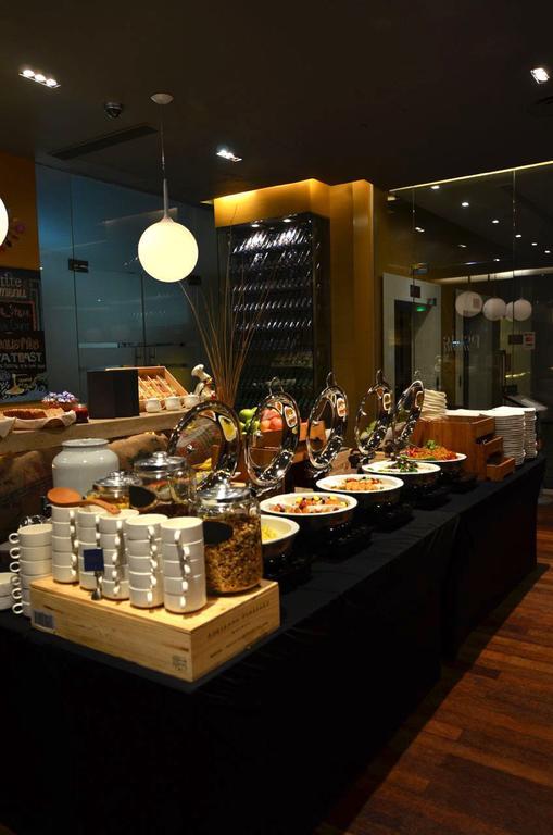 Aqueen Hotel Lavender Singapura Exterior foto